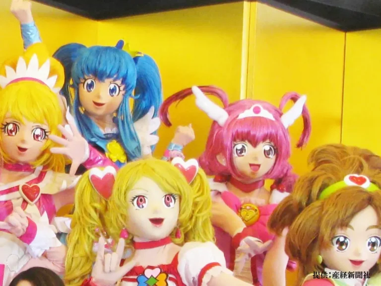 プリキュアシリーズの着ぐるみの写真