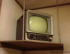 ブラウン管テレビの画像